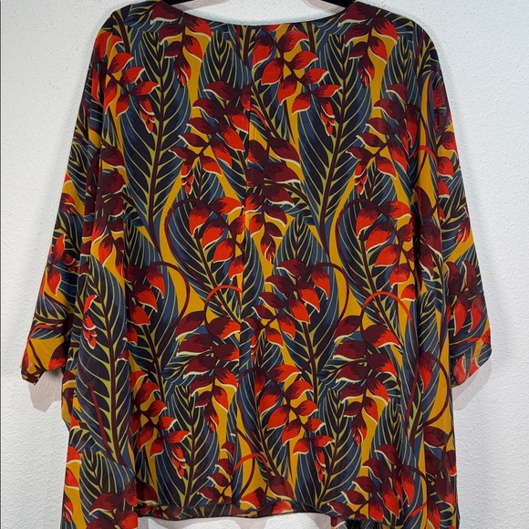Molly Bracken M/L Floral Tropical Print Women's top with attached T-shirt - Picture 4 of 5
